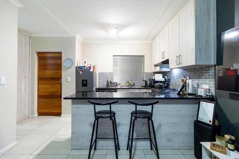 To Let 2 Bedroom Property for Rent in Bonnie Brae Western Cape